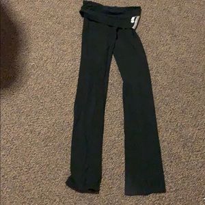 yoga pants